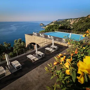 Dominio Mare Resort&spa Bergeggi