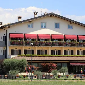 https://hotel-da-roberto.hotelinveneto.com